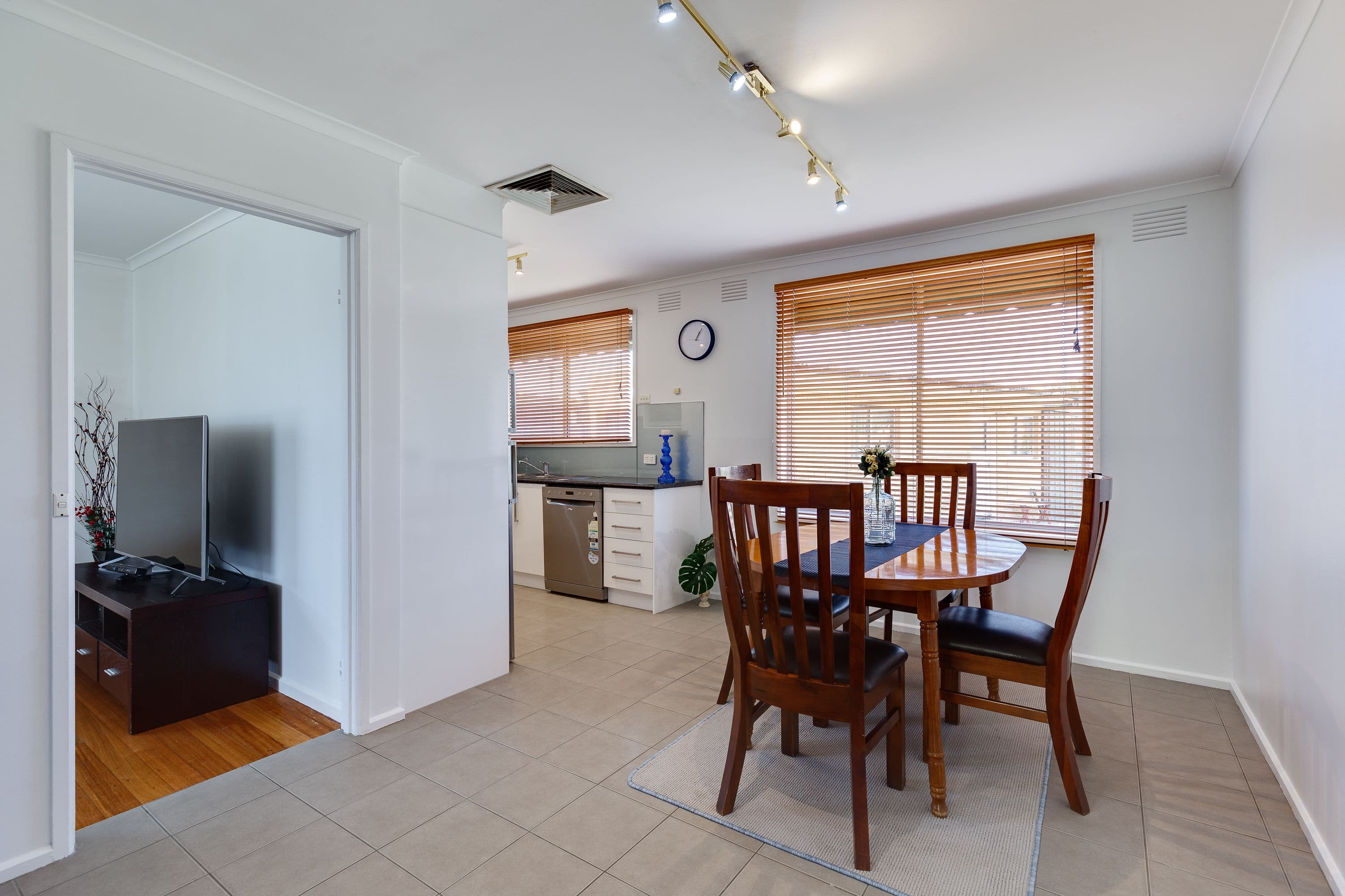 29 Buller Parade, Lalor VIC 3075, Lalor - Thumbnail 4