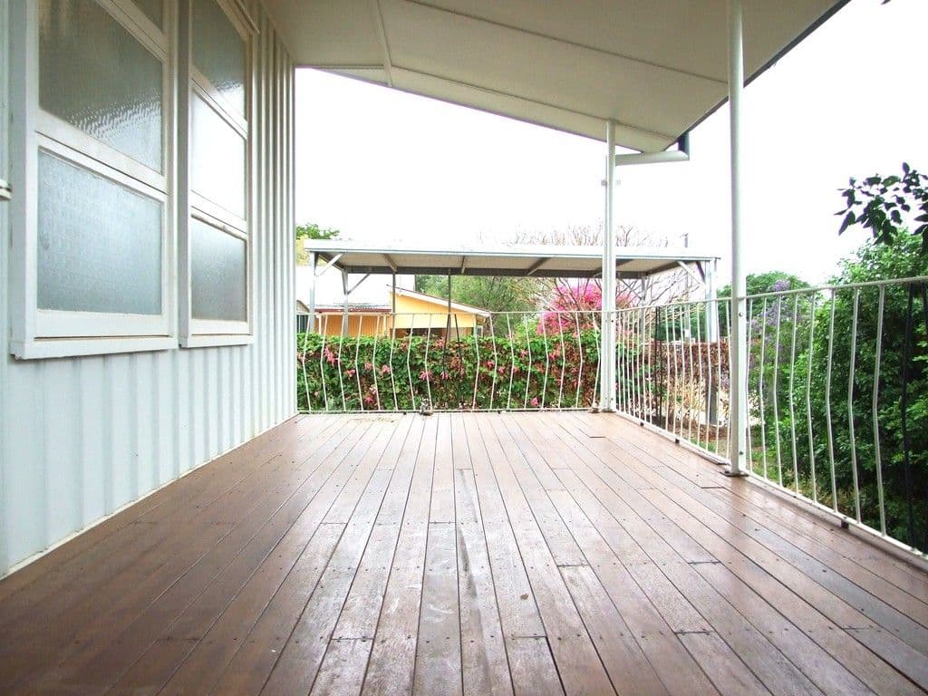 24 Pelican Street, Longreach QLD 4730, Longreach - Thumbnail 2