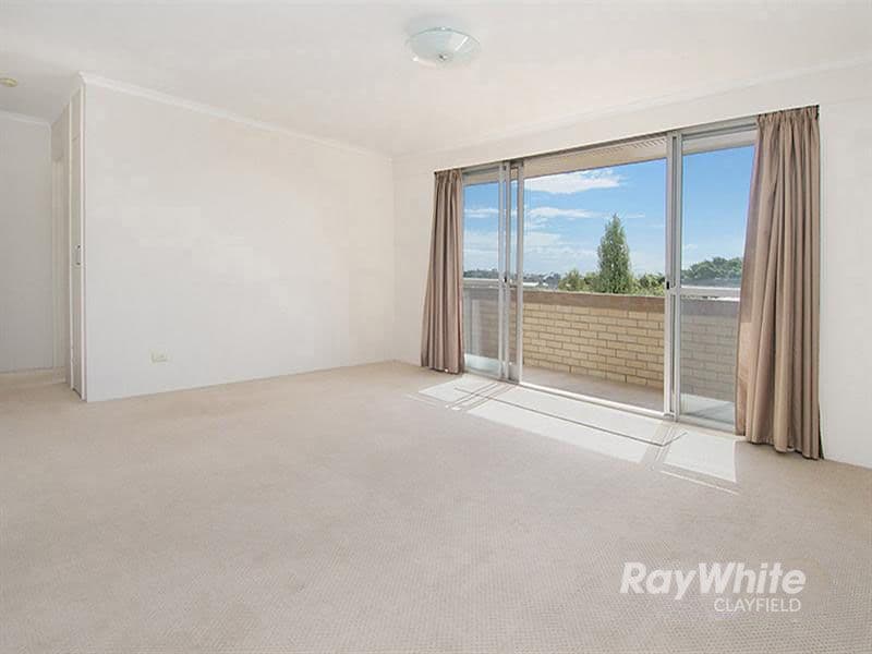18 Phelan Street, Clayfield QLD 4011, Clayfield - Thumbnail 2