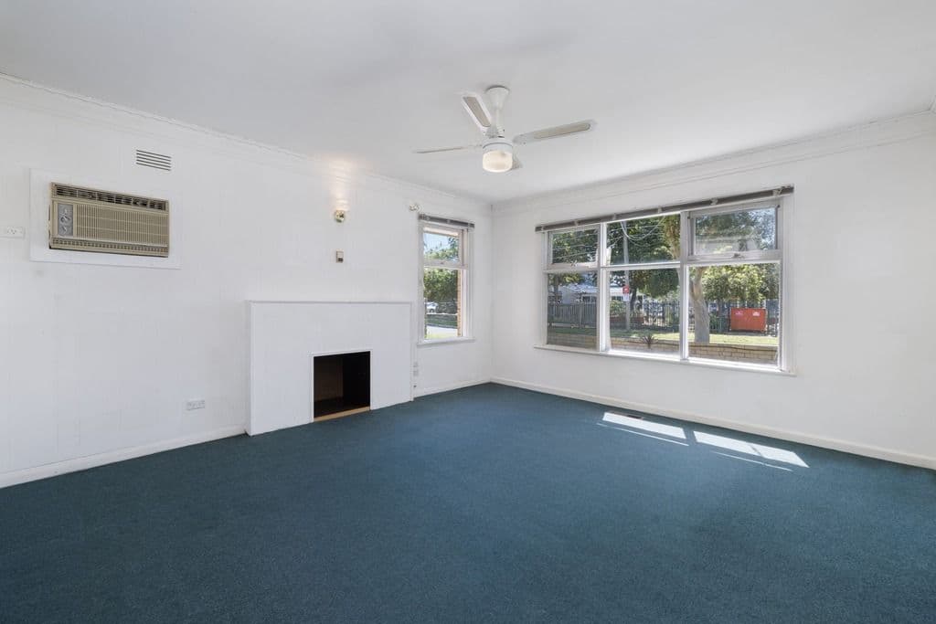 60 Robert Street, Parkdale VIC 3195, Parkdale - Thumbnail 2