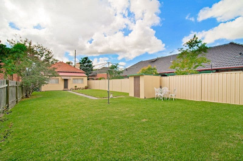 74 Eltham Street, GLADESVILLE NSW 2111, Gladesville - Thumbnail 2