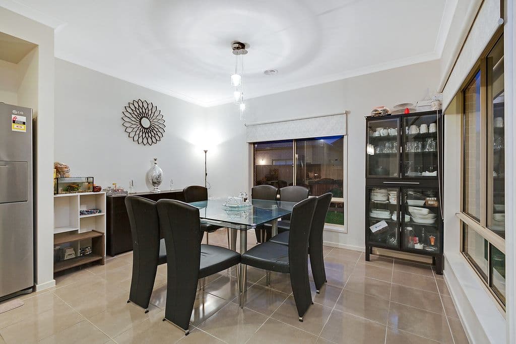 33 Ambrosia Close, Epping VIC 3076, Epping - Thumbnail 3