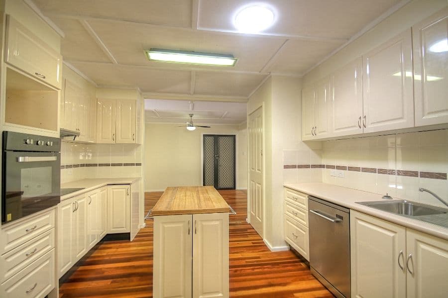 8 Maher Street, NORTH IPSWICH QLD 4305, North Ipswich - Thumbnail 3