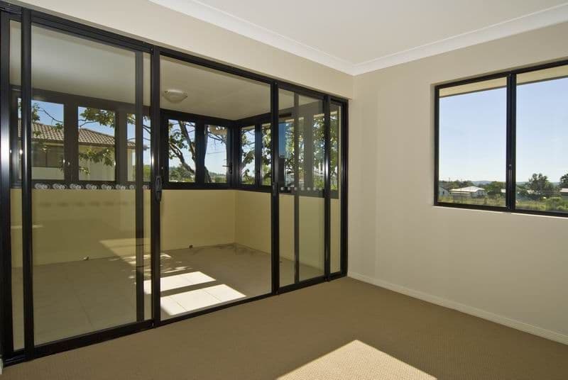 96 Parkwood Boulevard PARKWOOD, QLD, Parkwood - Thumbnail 4