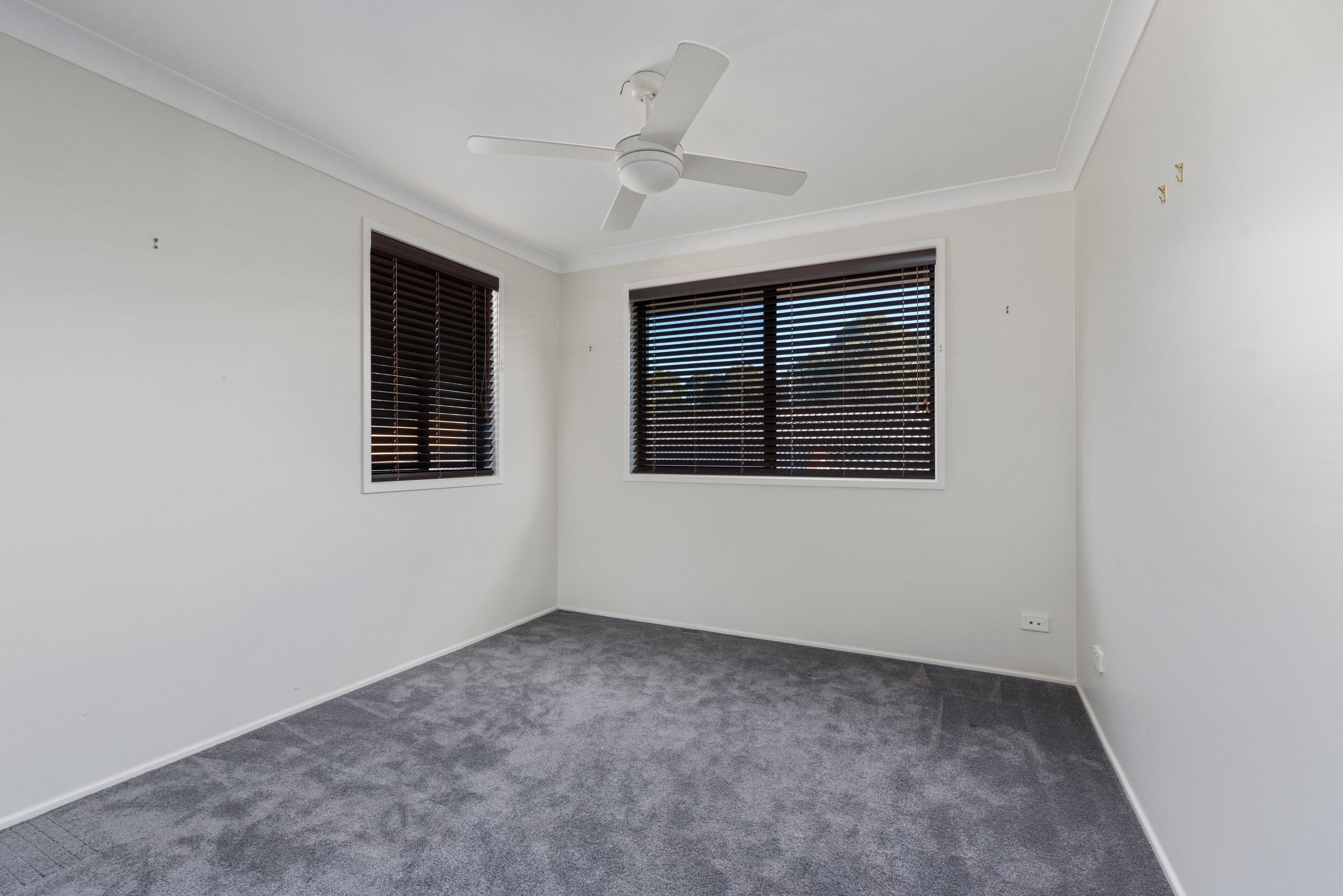 6 Montgomery Circuit, Narellan Vale - Thumbnail 8