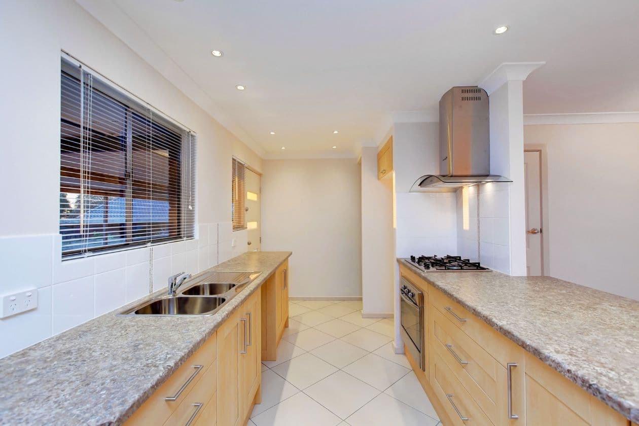 239 Sandison Road, HALLETT COVE SA 5158, Hallett Cove - Thumbnail 2