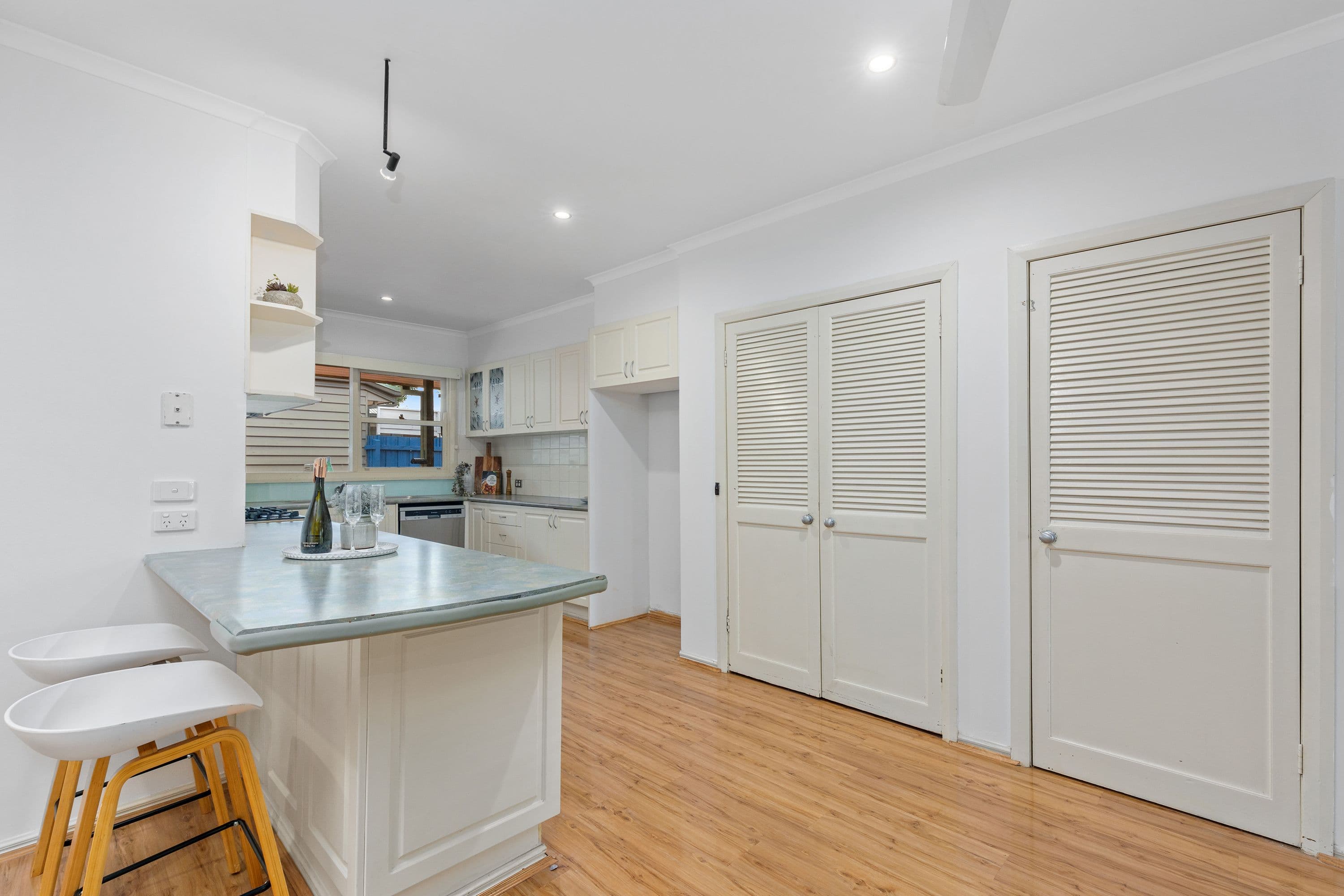 63 King Parade, Knoxfield VIC 3180, Knoxfield - Thumbnail 8