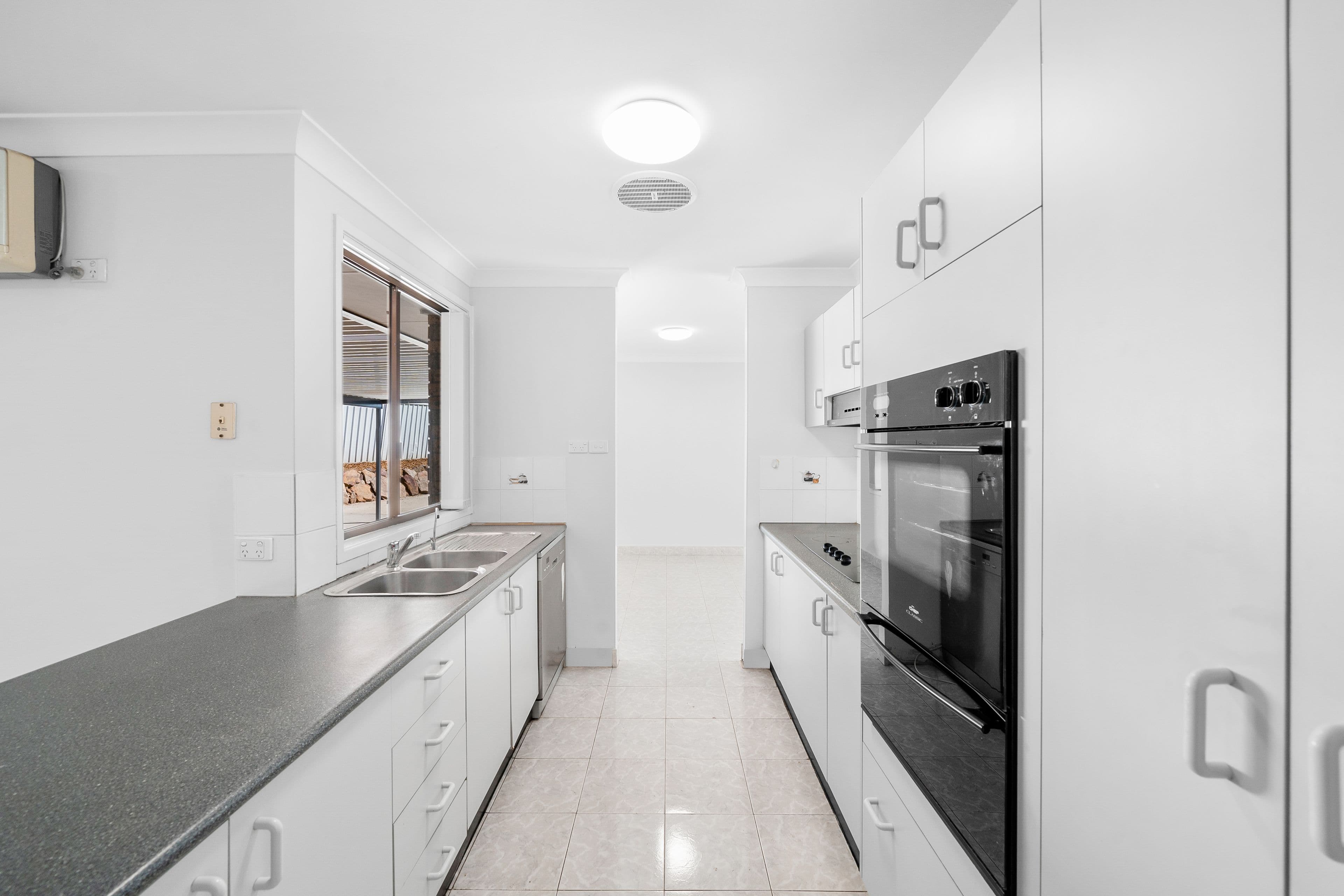 6 Kelso Close, Bonnyrigg Heights NSW 2177, Bonnyrigg Heights - Thumbnail 6