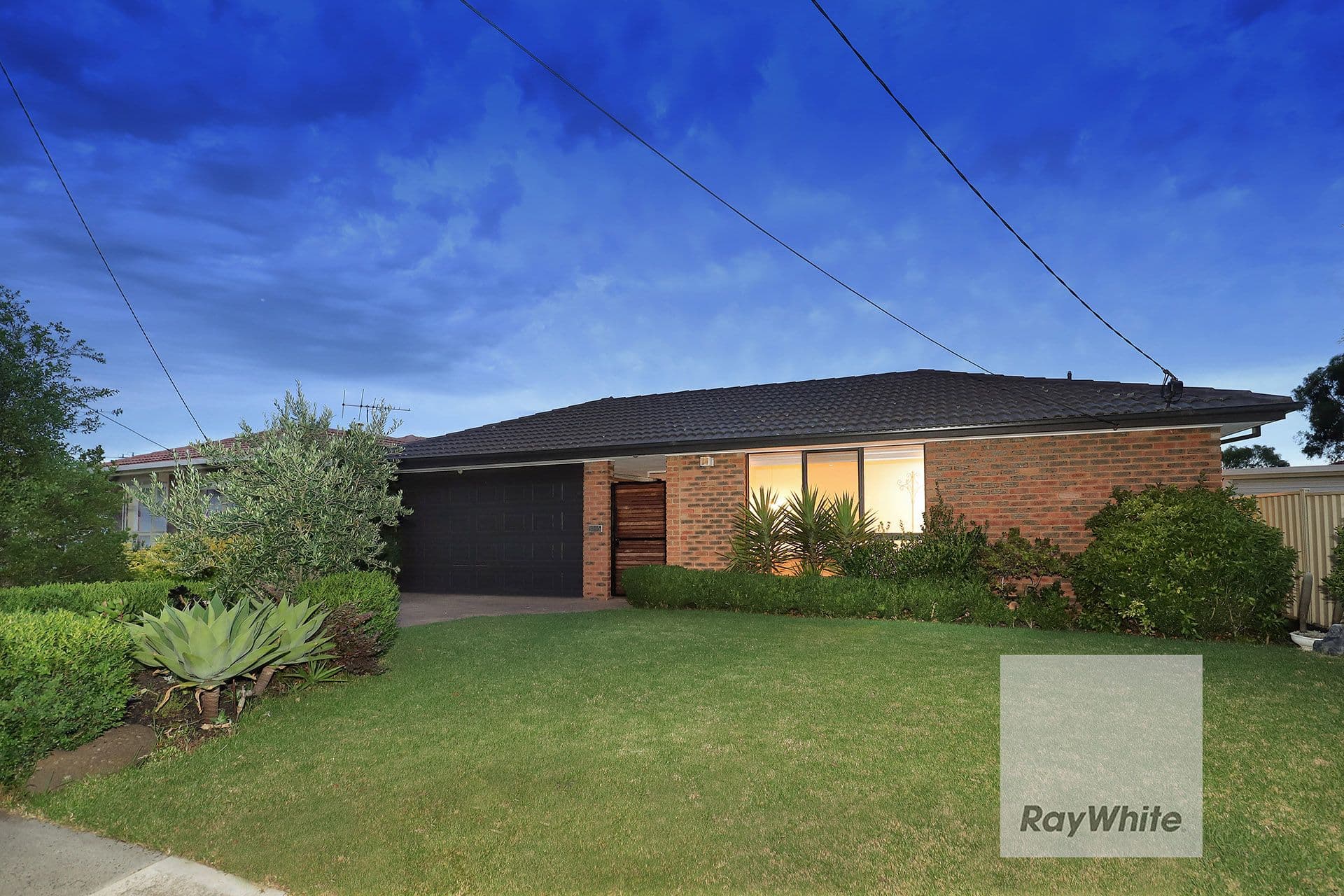27 The Circuit, Gladstone Park VIC 3043, Gladstone Park - Thumbnail 3