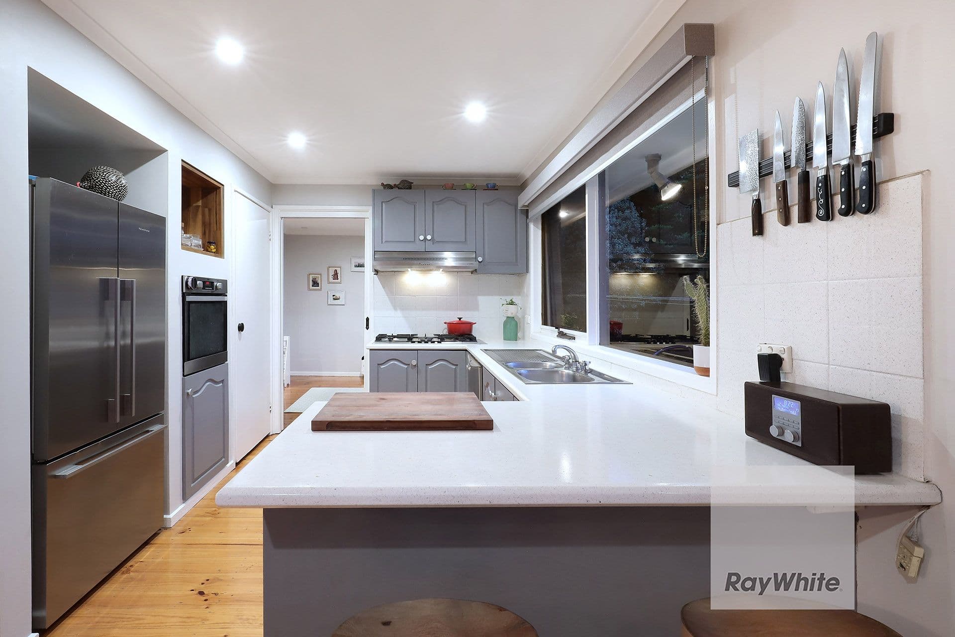27 The Circuit, Gladstone Park VIC 3043, Gladstone Park - Thumbnail 8