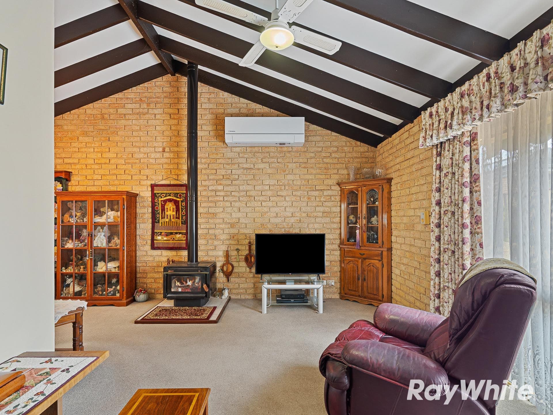 3 Allamanda Way, Halls Head WA 6210, Halls Head - Thumbnail 3