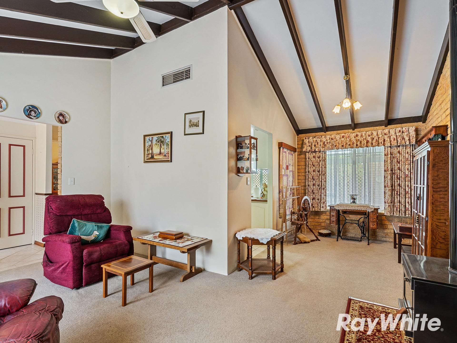 3 Allamanda Way, Halls Head WA 6210, Halls Head - Thumbnail 4
