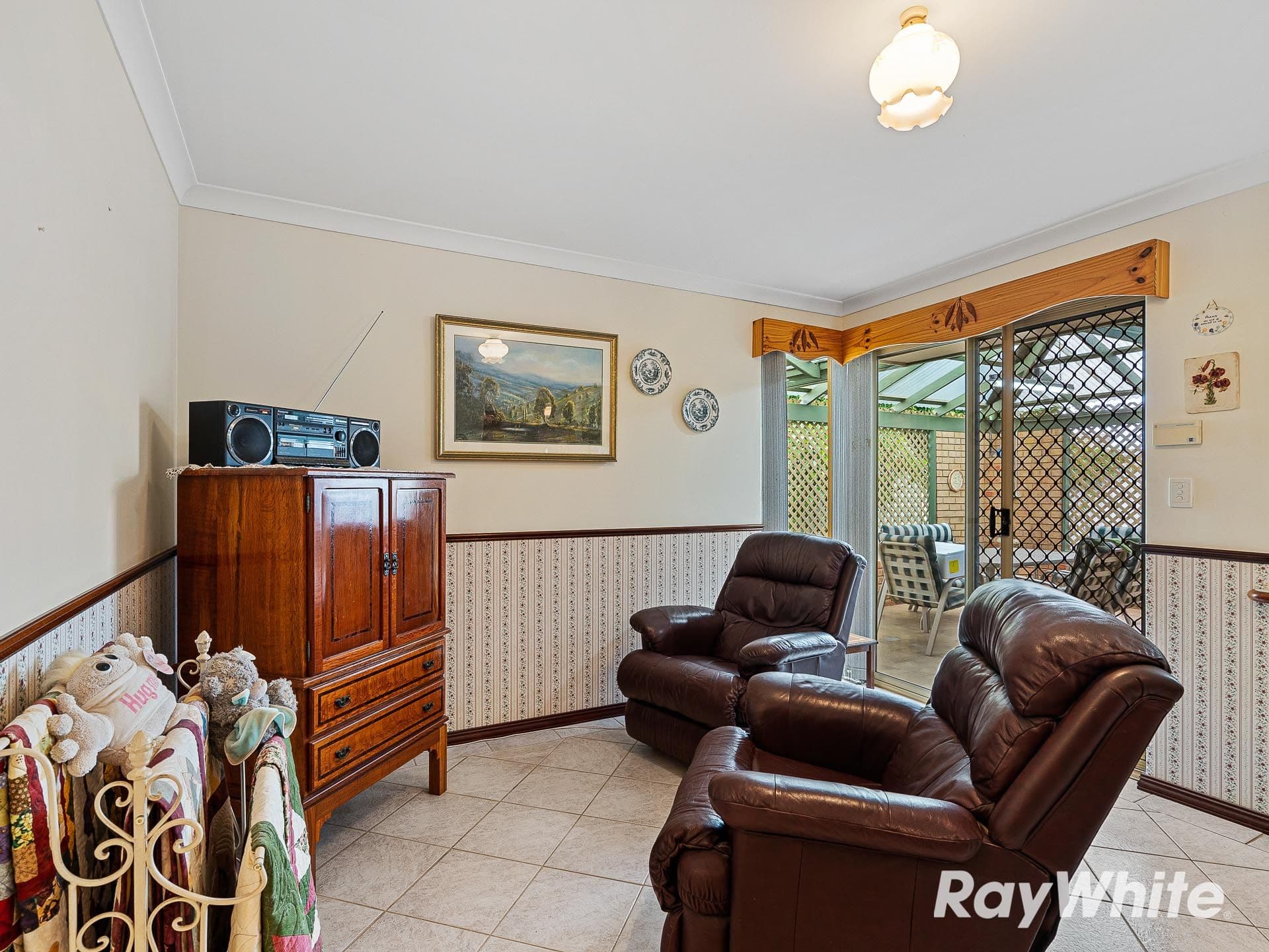 3 Allamanda Way, Halls Head WA 6210, Halls Head - Thumbnail 7