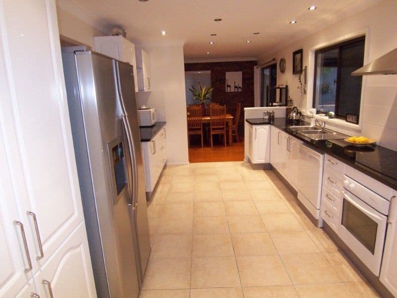 6 Cynthia Crescent, SPRINGWOOD QLD 4127, Springwood - Thumbnail 2