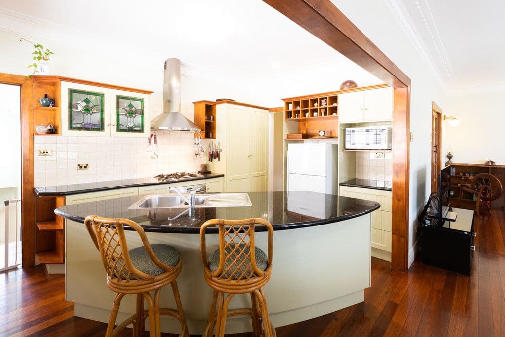 33 Percival Terrace, Holland Park QLD 4121, Holland Park - Thumbnail 6