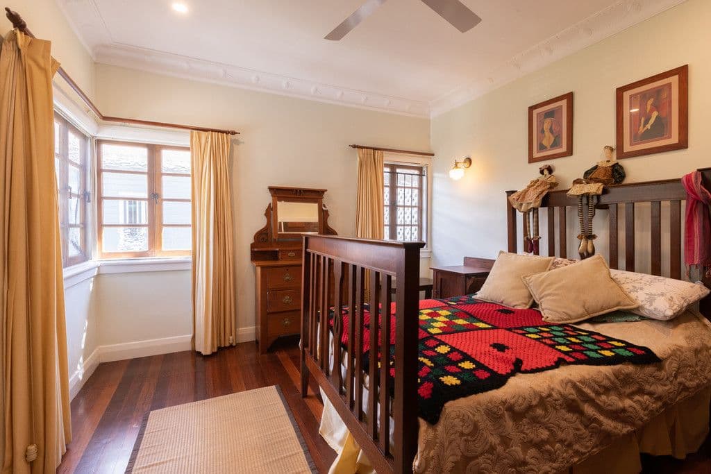 33 Percival Terrace, Holland Park QLD 4121, Holland Park - Thumbnail 7