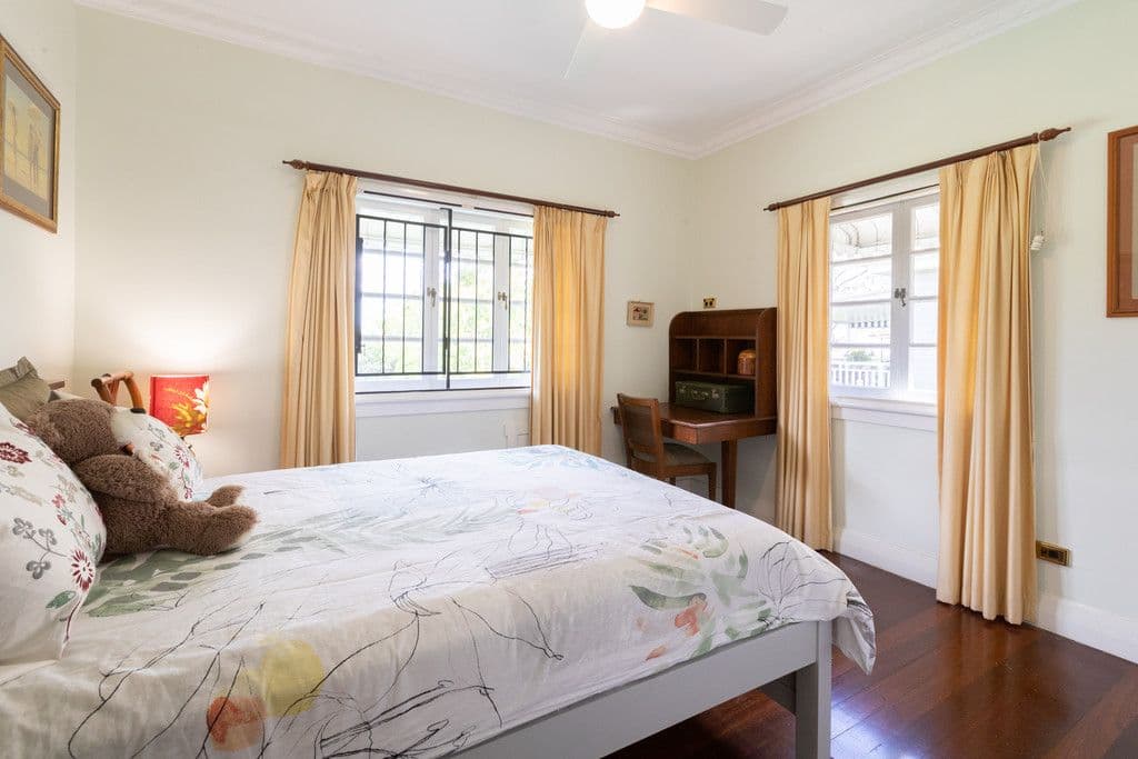 33 Percival Terrace, Holland Park QLD 4121, Holland Park - Thumbnail 8