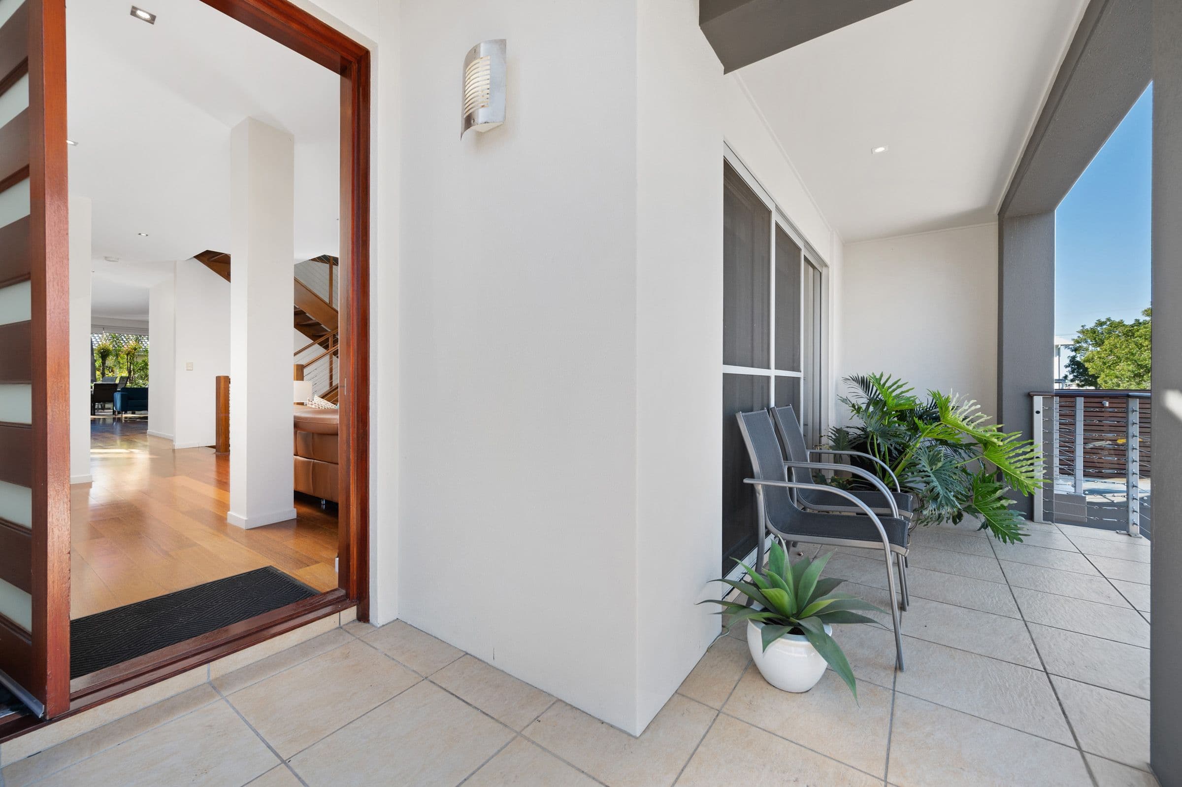 5 Nankeen Avenue, Paradise Point QLD 4216, Paradise Point - Thumbnail 2