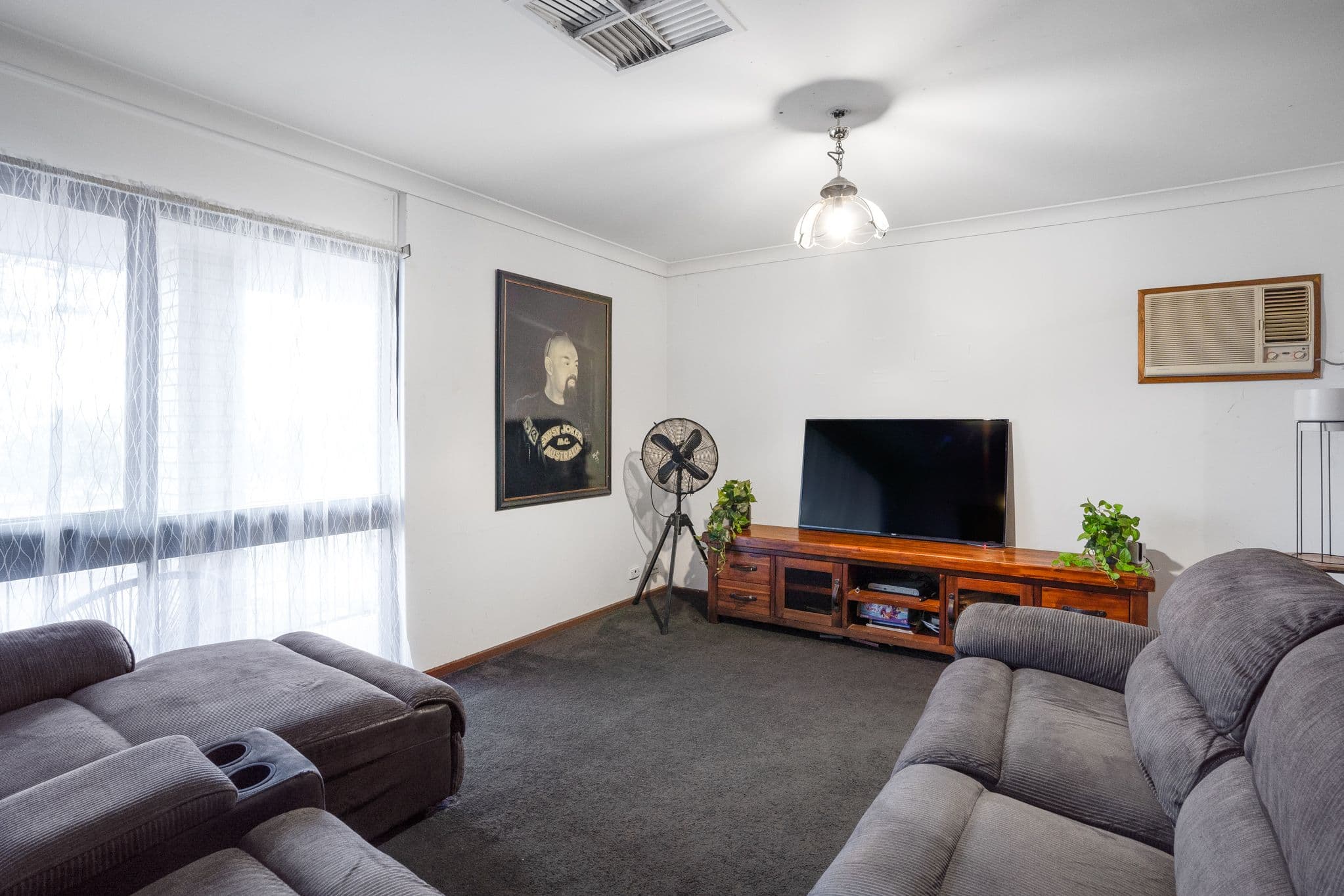 17 Gunnawarra Crescent, Craigmore SA 5114, Craigmore - Thumbnail 2