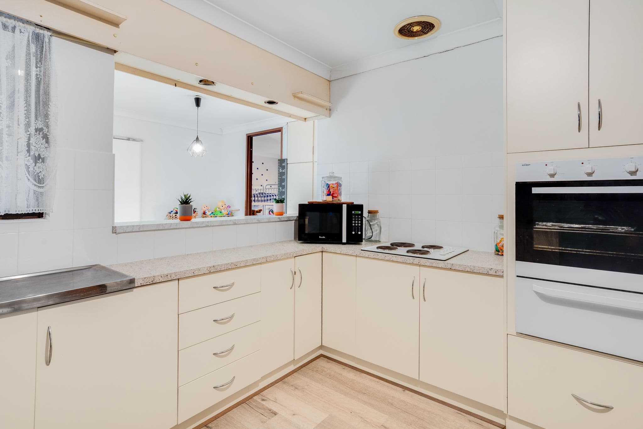 17 Gunnawarra Crescent, Craigmore SA 5114, Craigmore - Thumbnail 7