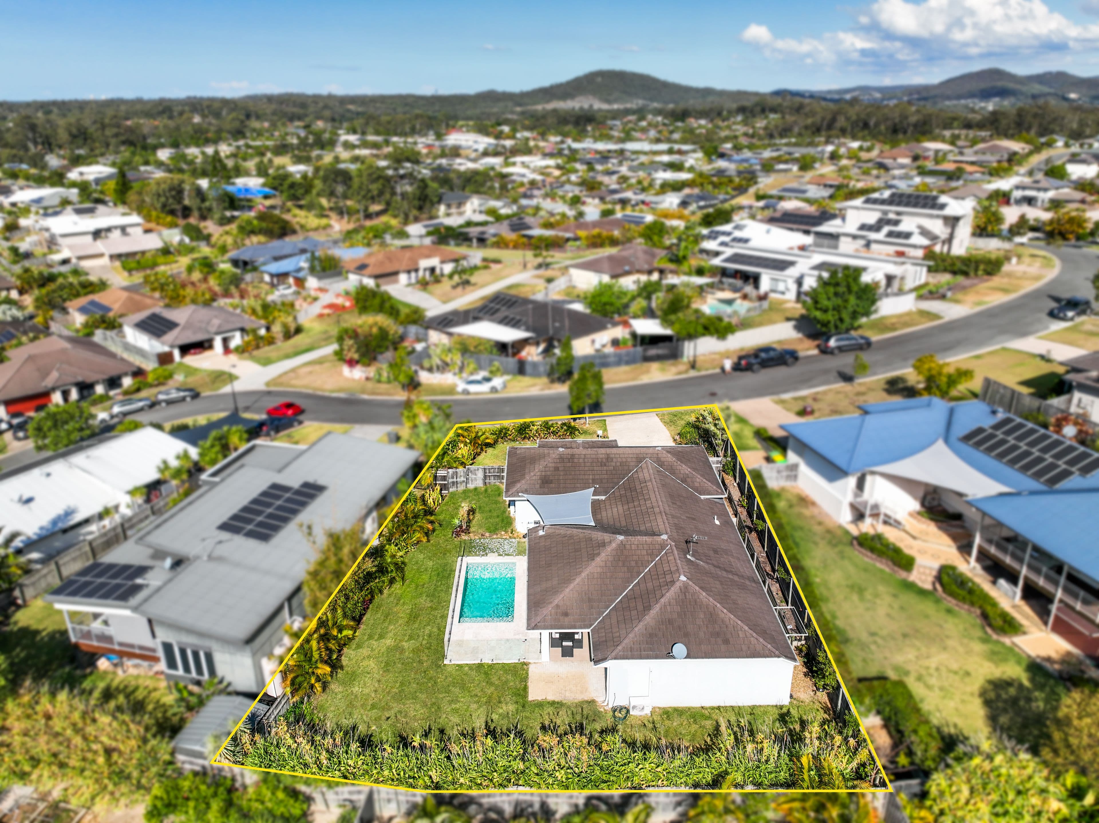 22 Coomerong Crescent, Upper Coomera QLD 4209, Upper Coomera - Thumbnail 4