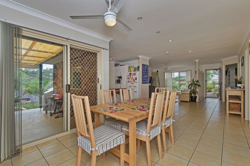 10 Pinebark Avenue, OXENFORD QLD 4210, Oxenford - Thumbnail 4