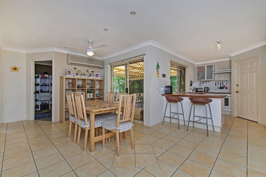 10 Pinebark Avenue, OXENFORD QLD 4210, Oxenford - Thumbnail 6