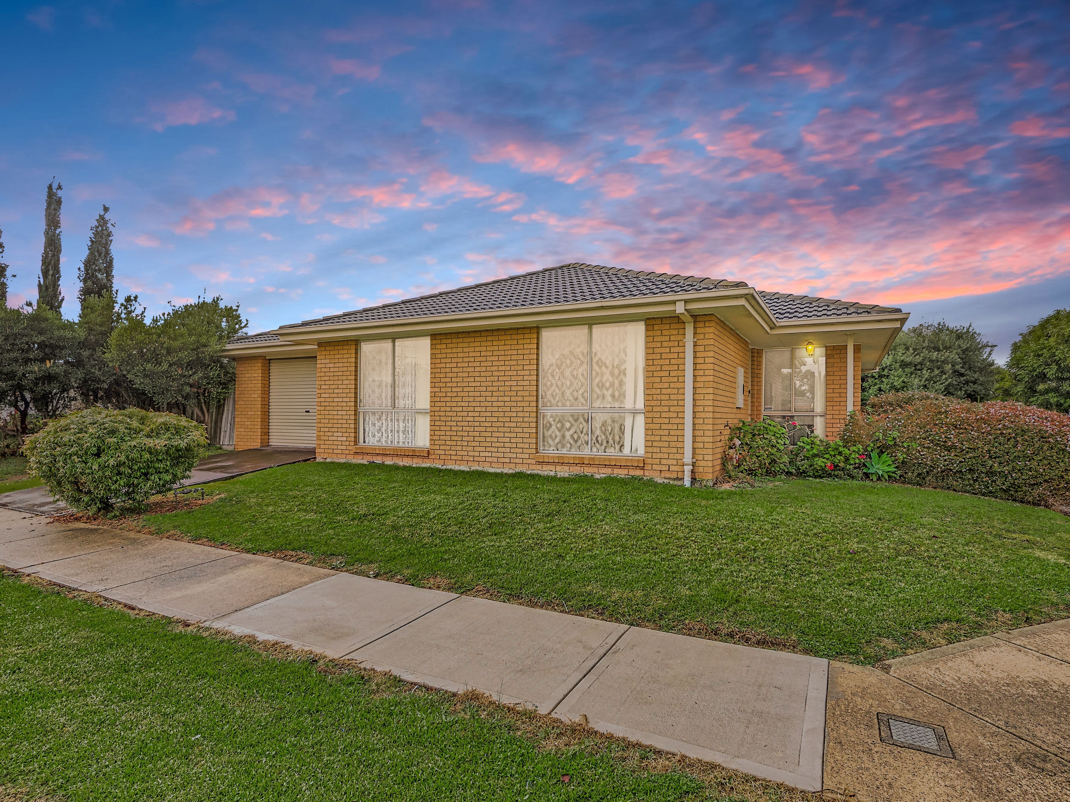 4 Providence Drive, Cranbourne West VIC 3977, Cranbourne West - Image 1
