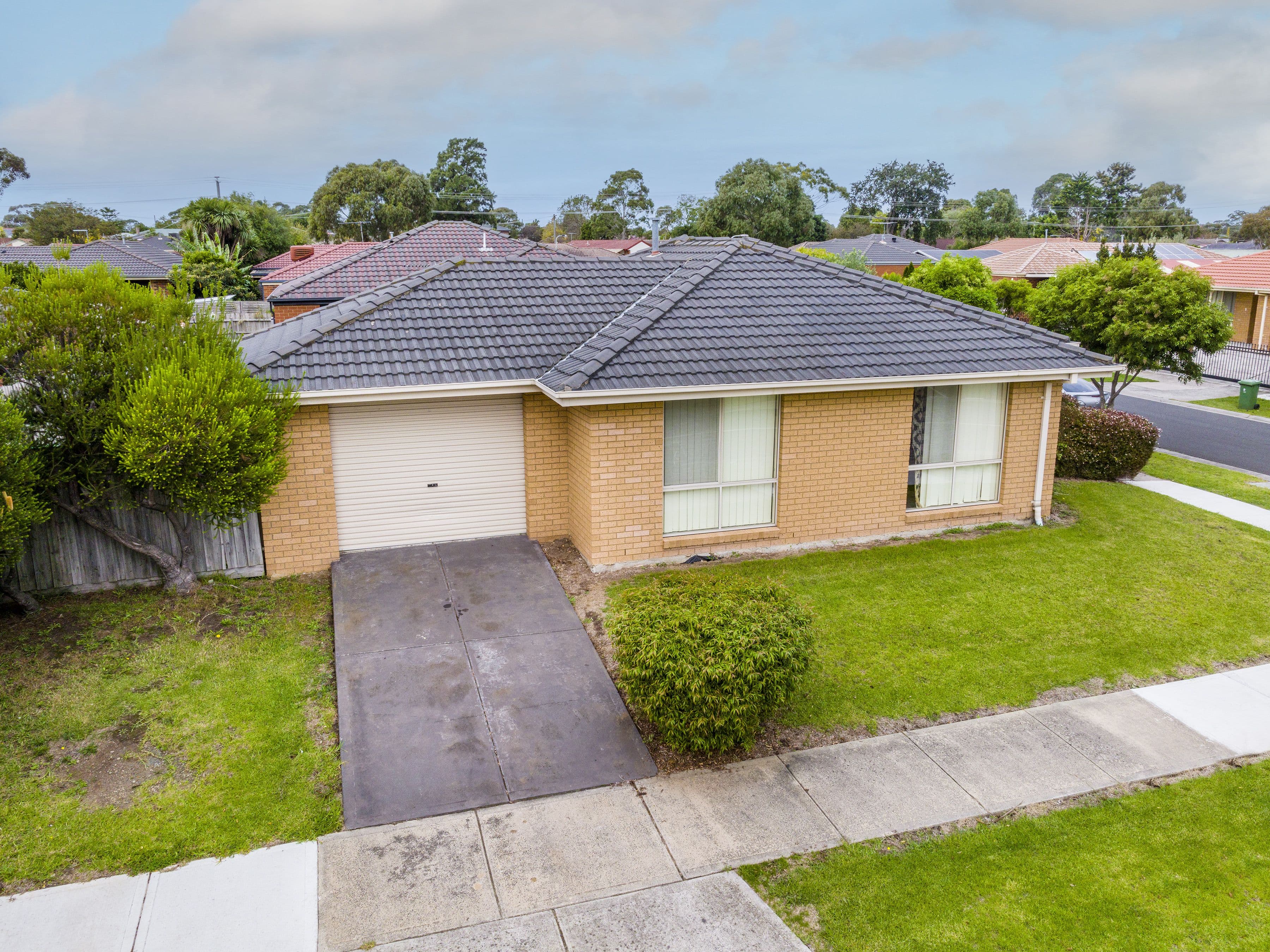 4 Providence Drive, Cranbourne West VIC 3977, Cranbourne West - Thumbnail 3