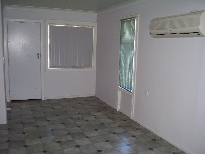 13 Best Street, PARKES NSW 2870, Parkes - Thumbnail 5