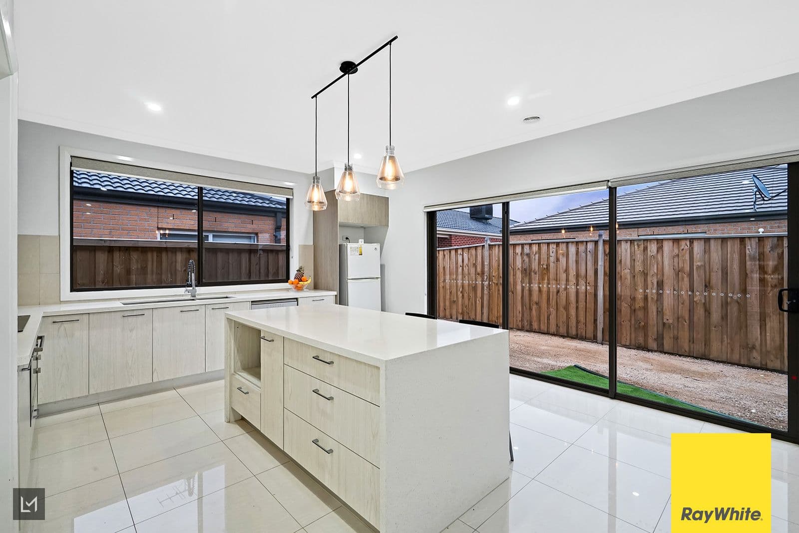 9 Bennerson Street, Point Cook VIC 3030, Point Cook - Thumbnail 8