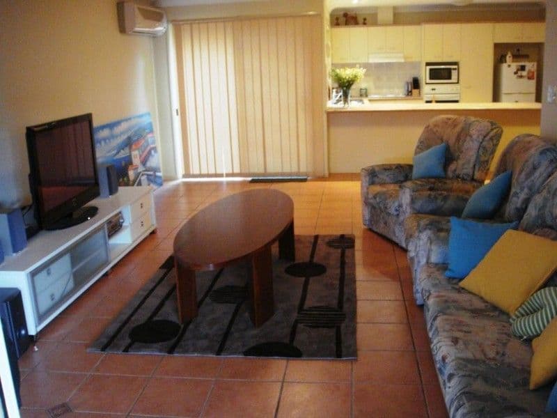 20 Balmoral Place, FOREST LAKE QLD 4078, Forest Lake - Thumbnail 4