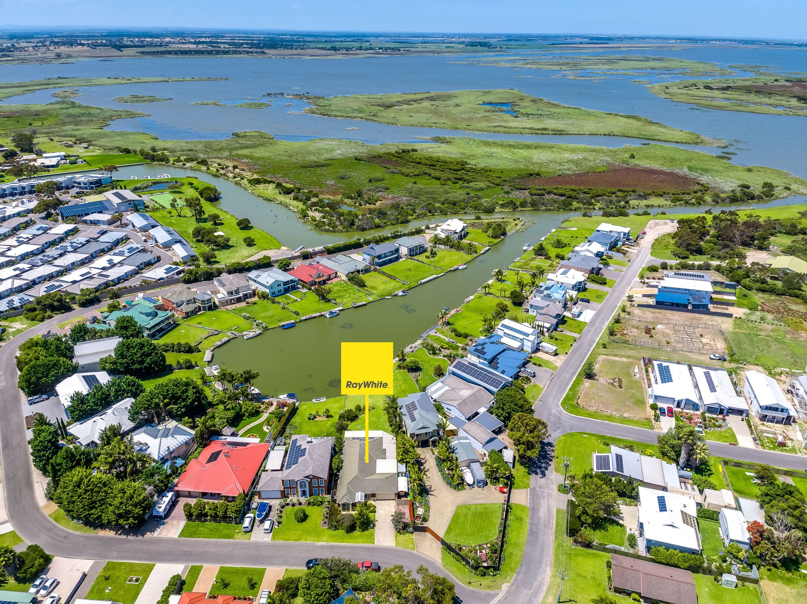 4 Janz Avenue, Goolwa North SA 5214, Goolwa North - Thumbnail 2
