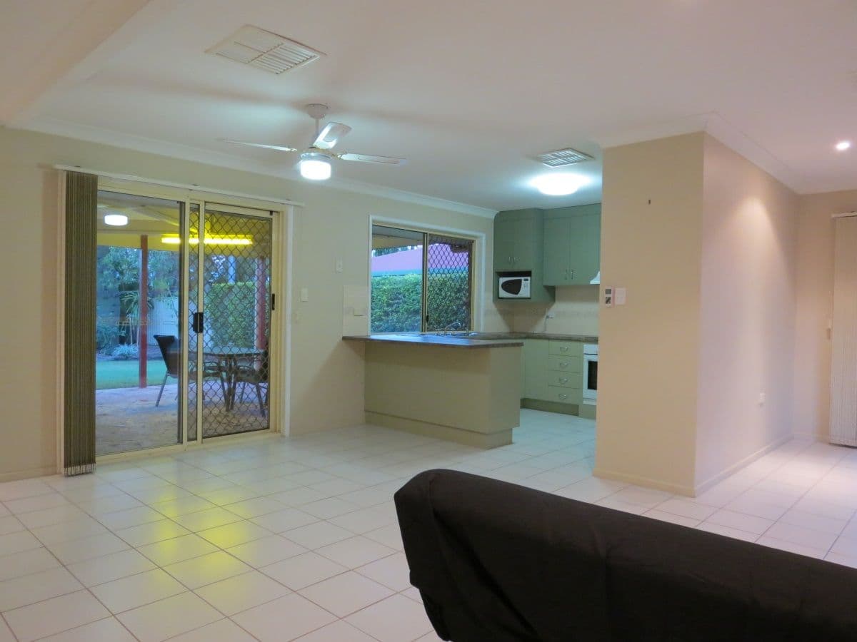 EMERALD QLD 4720, Emerald - Thumbnail 6
