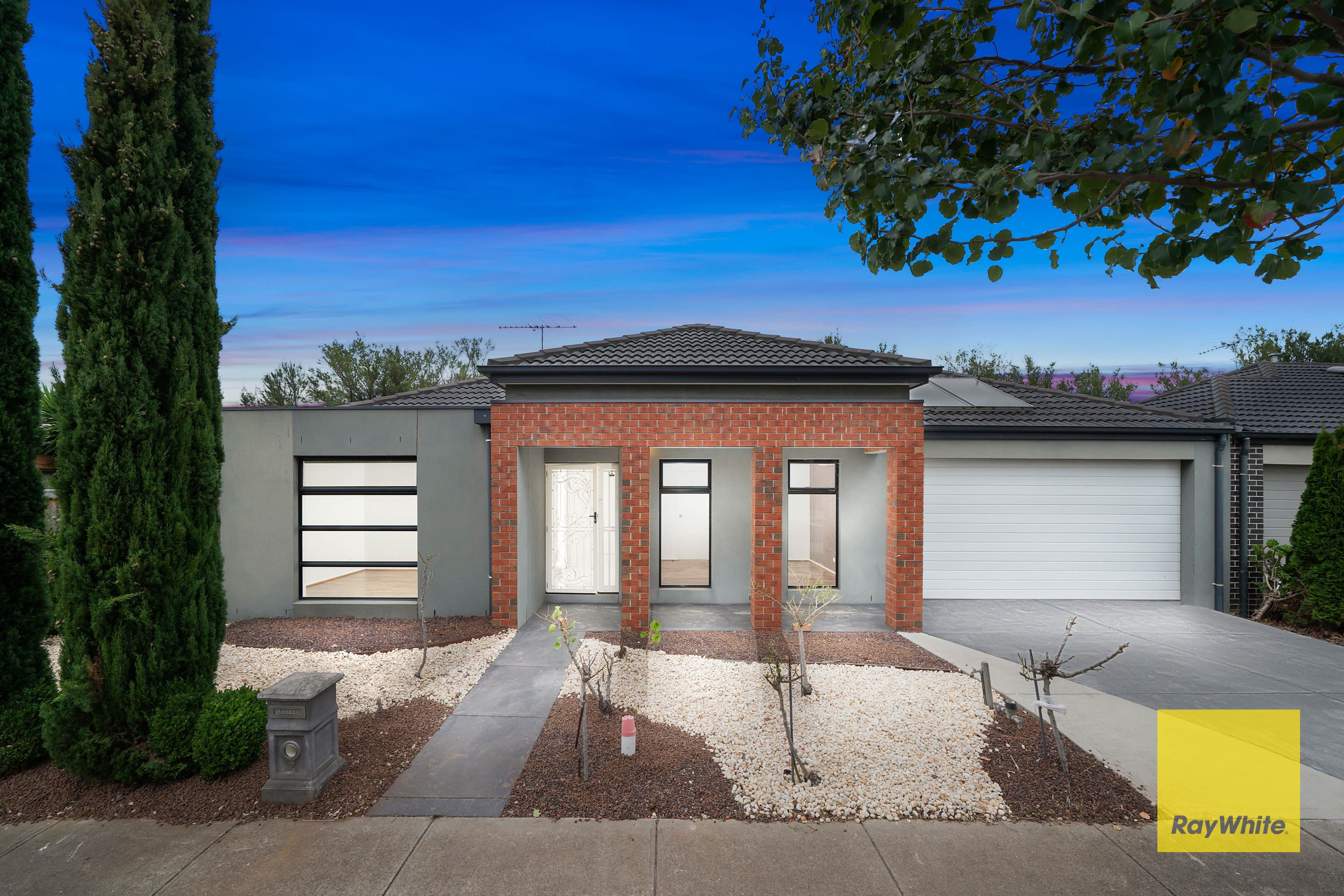 7 Genesis Place, Tarneit VIC 3029, Tarneit - Thumbnail 2