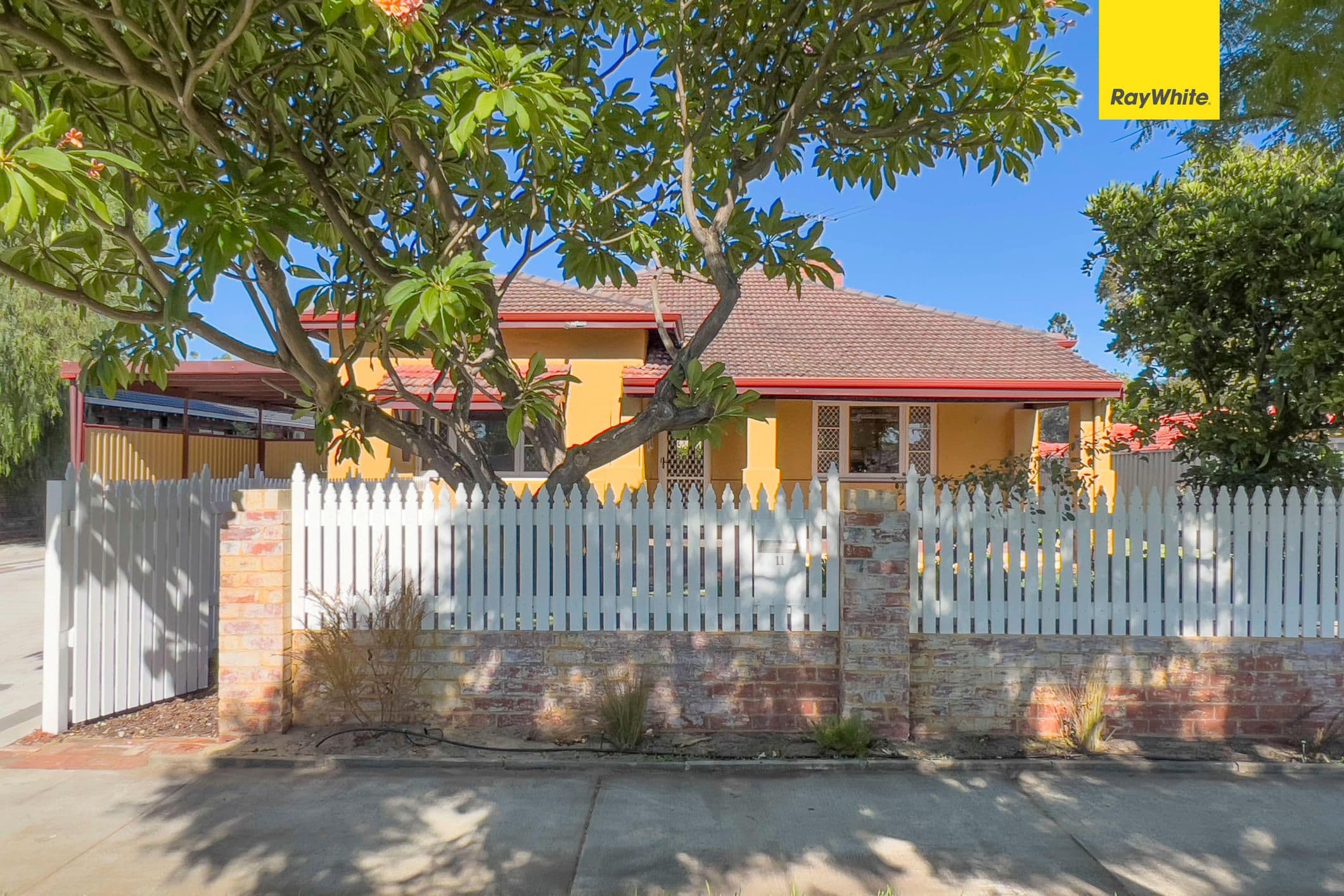 11 Raleigh Street, Carlisle WA 6101, Carlisle - Thumbnail 2