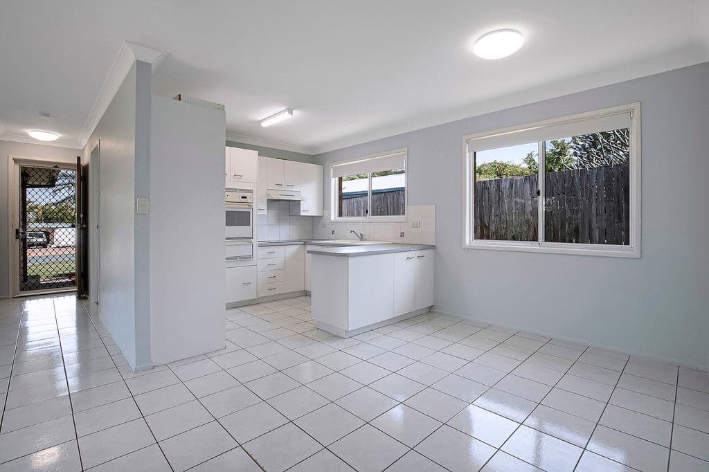 27 Magnolia Street, Margate QLD 4019, Margate - Thumbnail 4