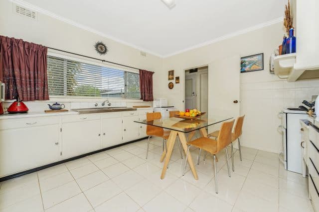800 John Renshaw Drive, Black Hill, Black Hill - Thumbnail 5