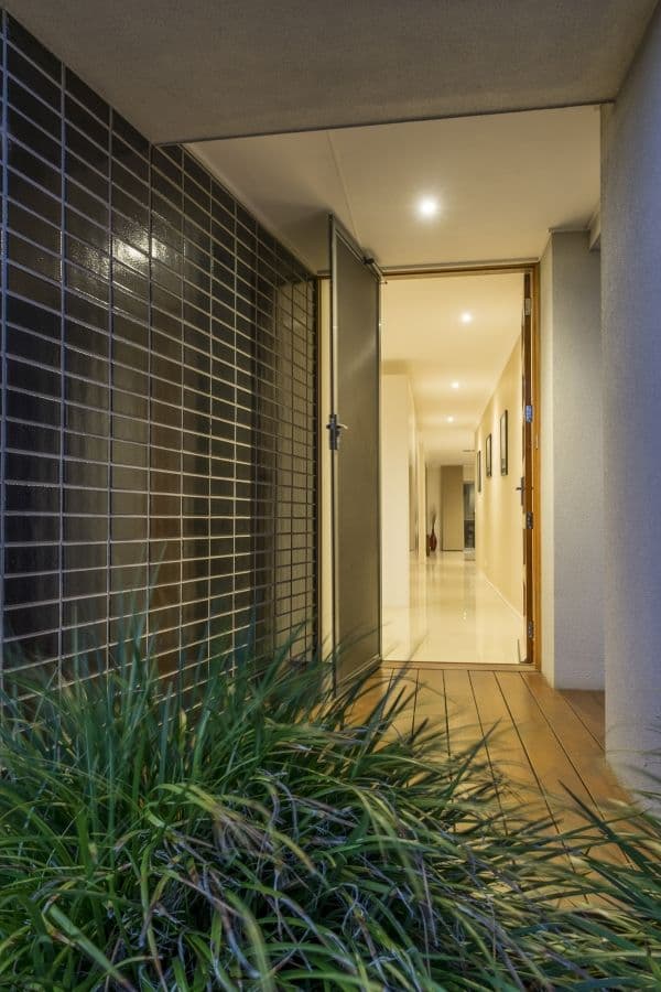 4/16-18 Smith Street, Cairns North - Thumbnail 3