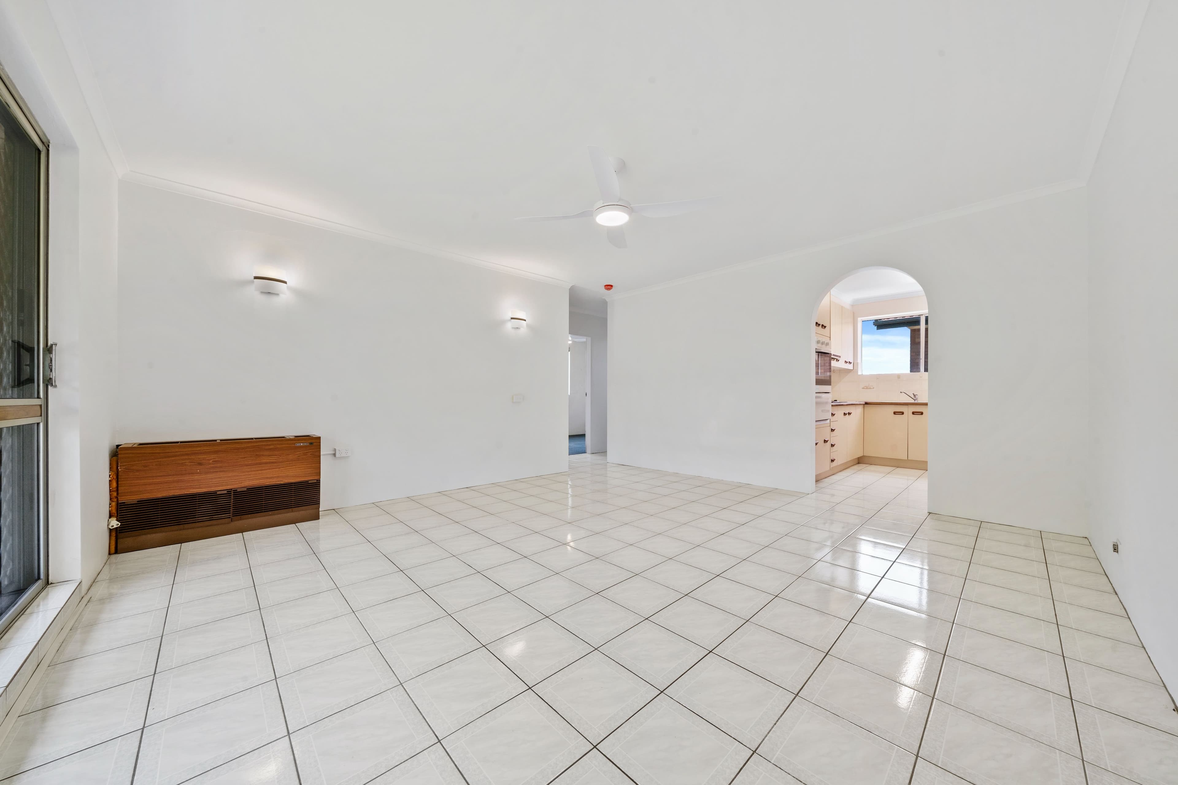 11 Combles Road, Camp Hill QLD 4152, Camp Hill - Thumbnail 5