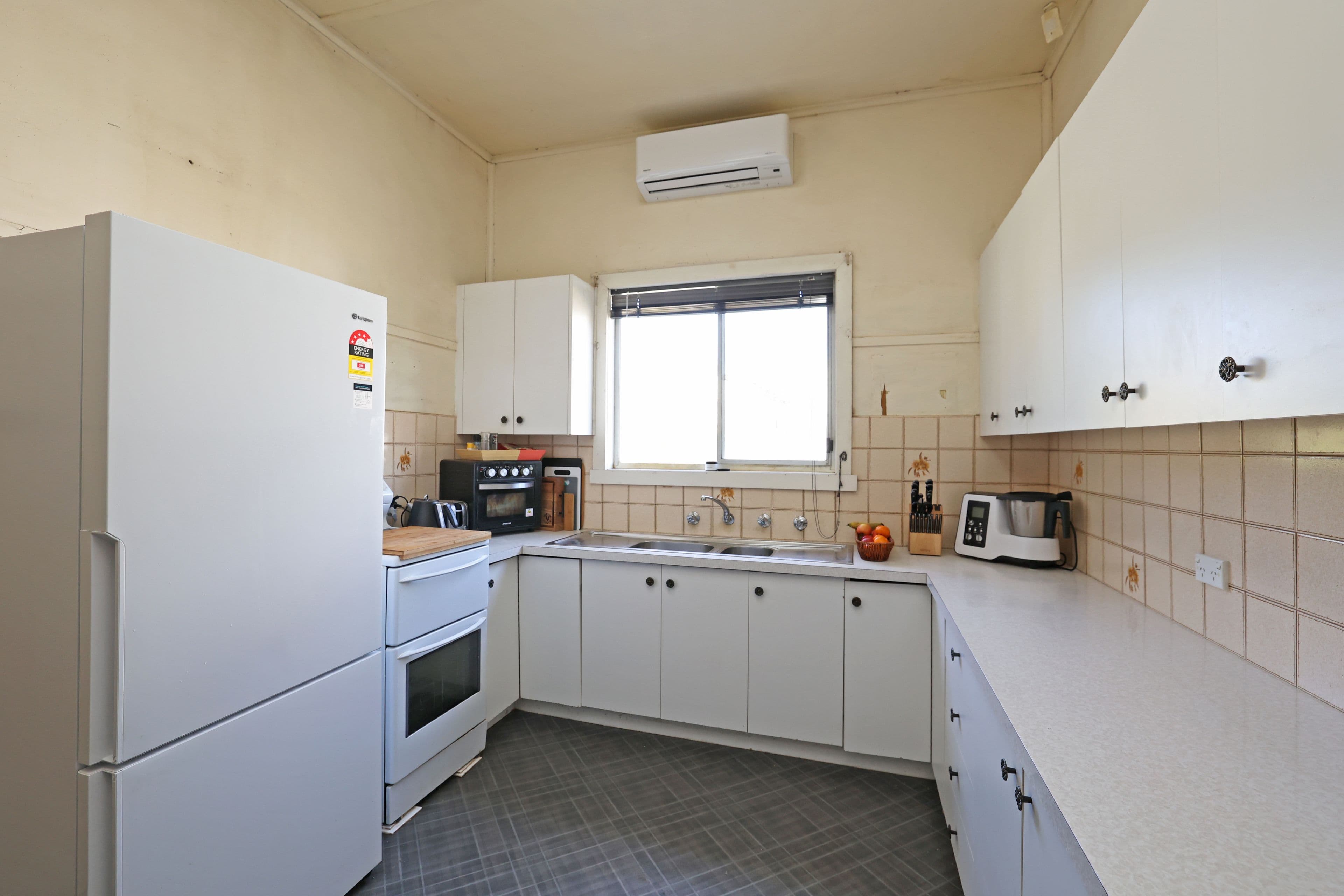 19 Farrell Street, Ouyen VIC 3490, Ouyen - Thumbnail 7