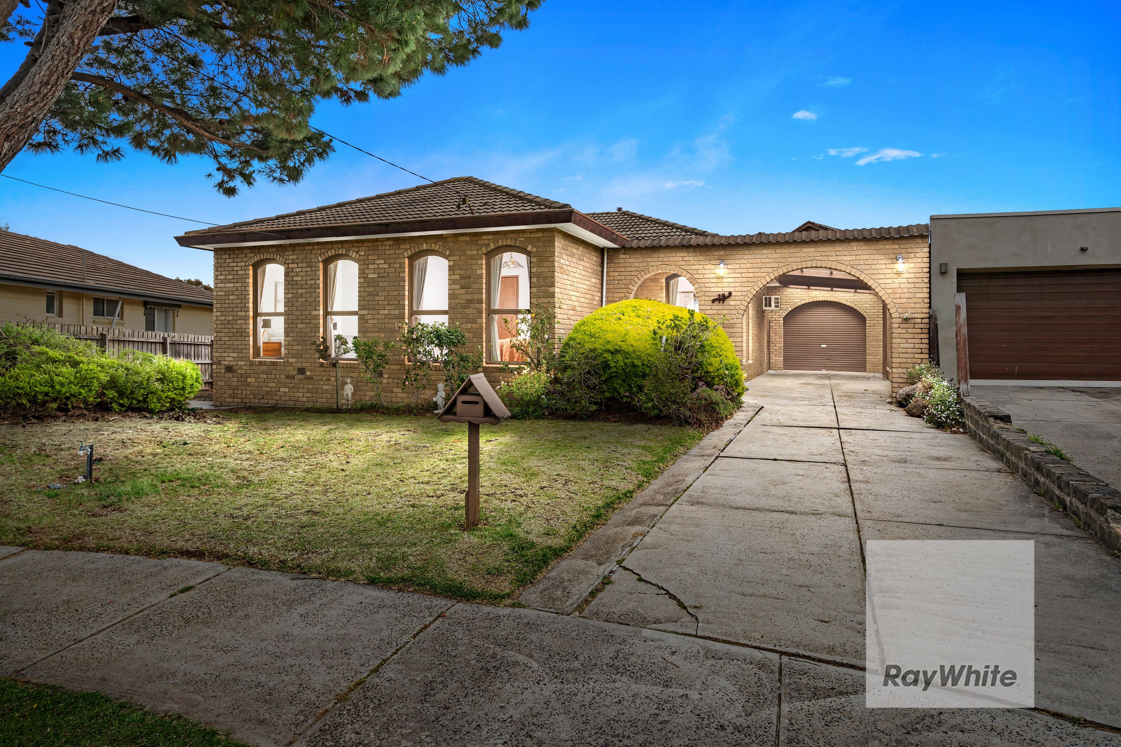19 Lennox Crescent, Bundoora VIC 3083, Bundoora - Image 1