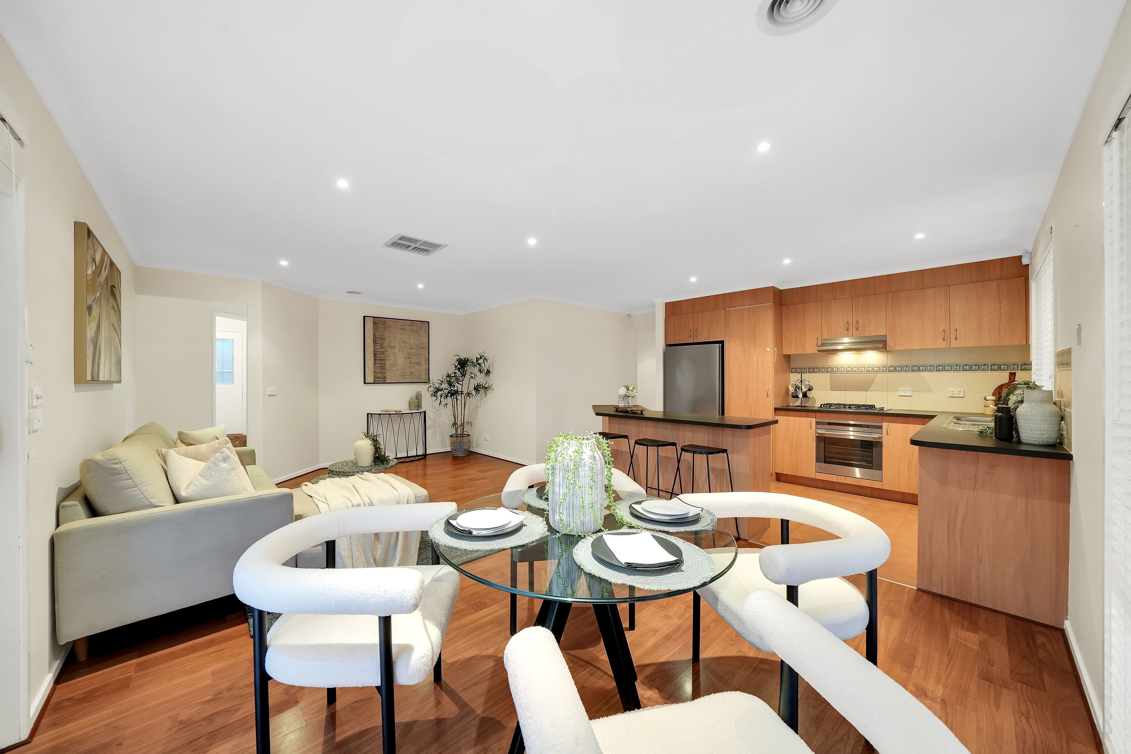 25 Charlesworth Crescent, Burnside VIC 3023, Burnside - Thumbnail 4