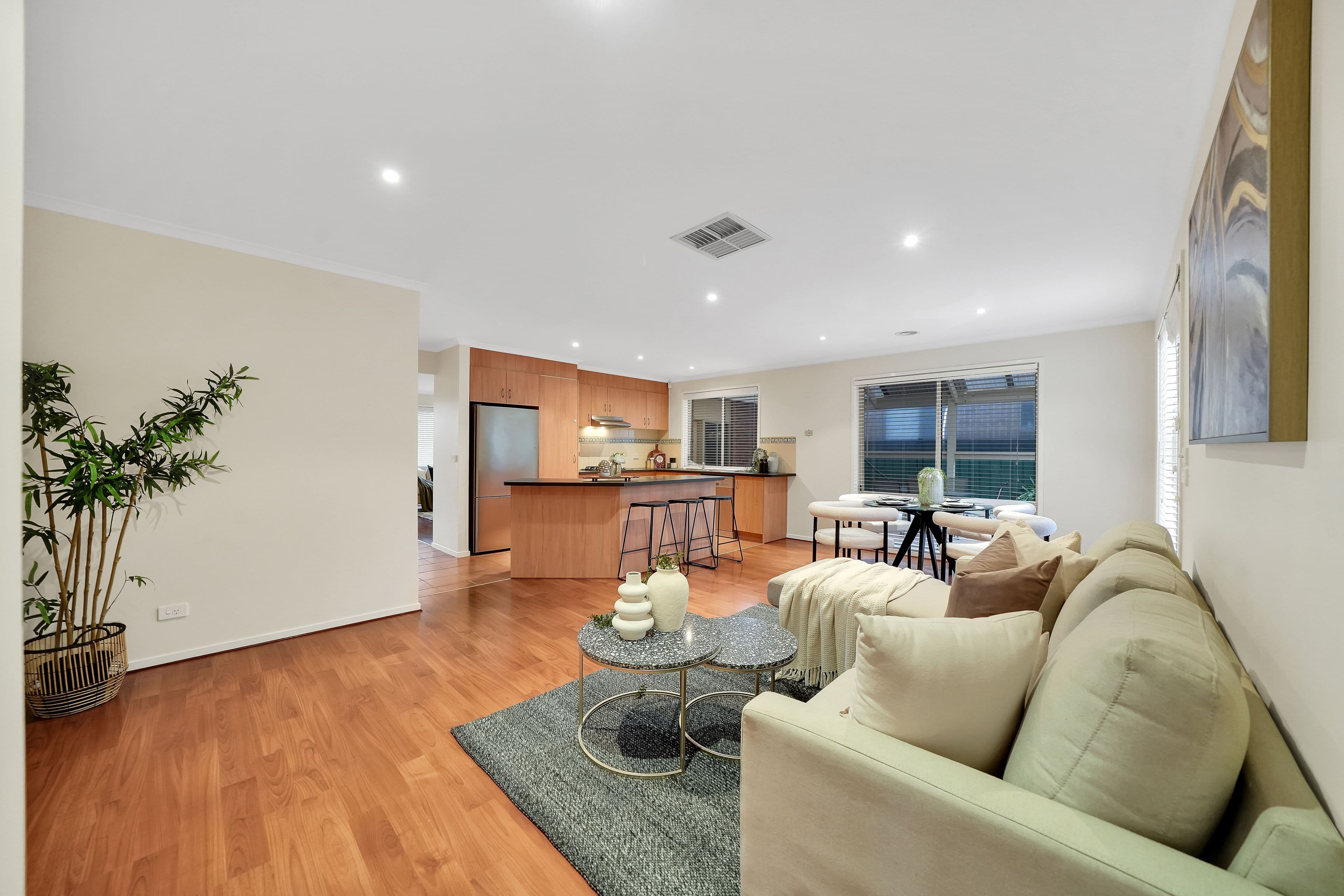 25 Charlesworth Crescent, Burnside VIC 3023, Burnside - Thumbnail 5