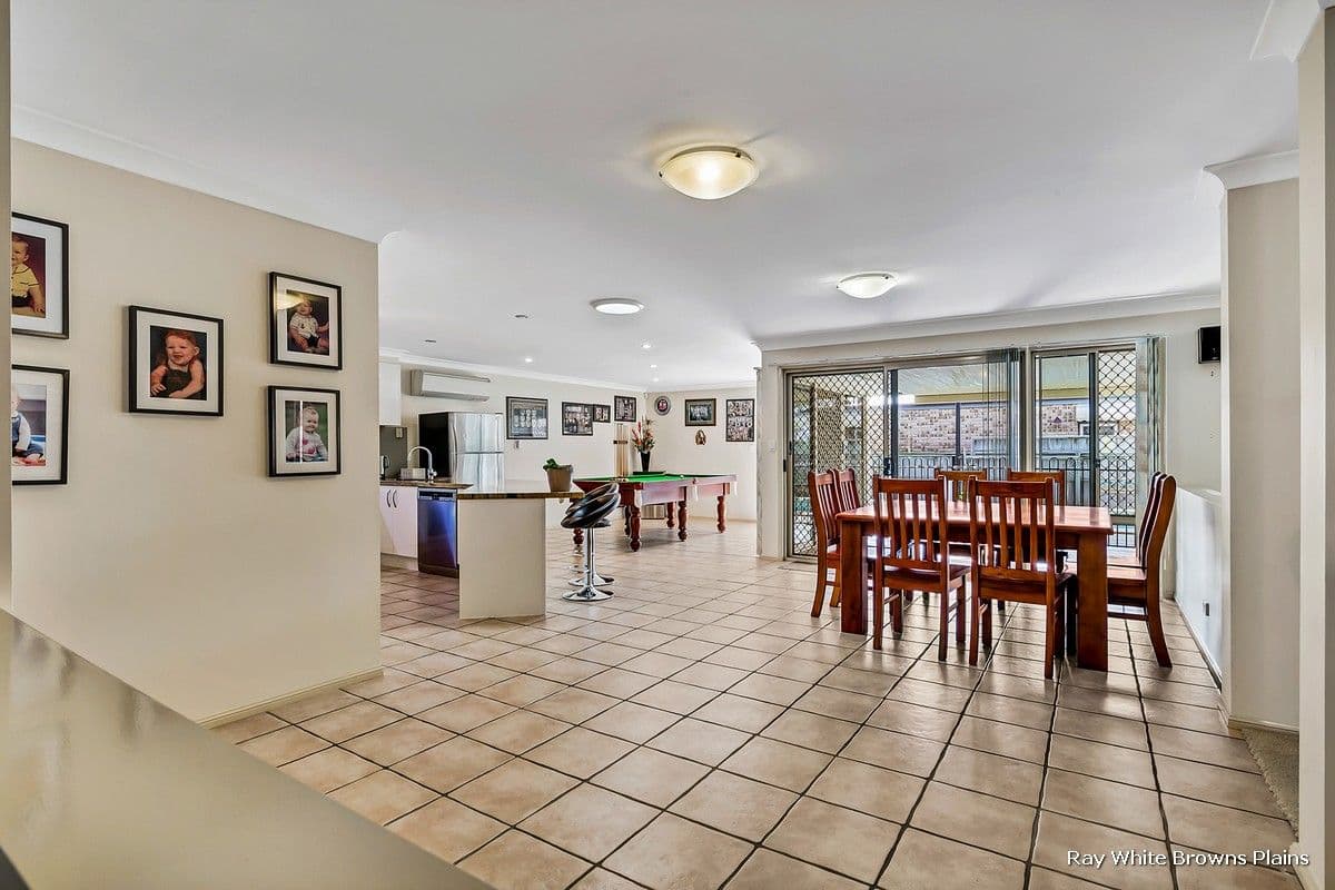 4 Watarrka Drive, Parkinson QLD 4115, Parkinson - Thumbnail 3