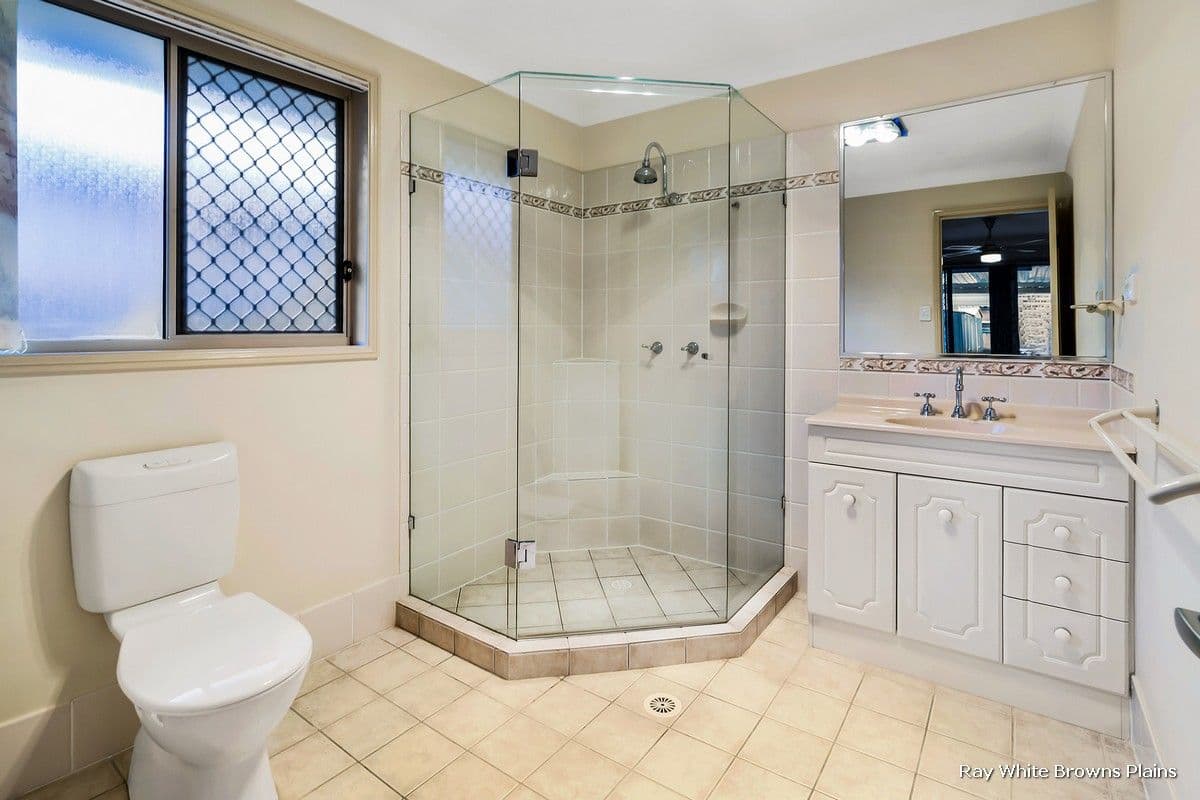 4 Watarrka Drive, Parkinson QLD 4115, Parkinson - Thumbnail 8