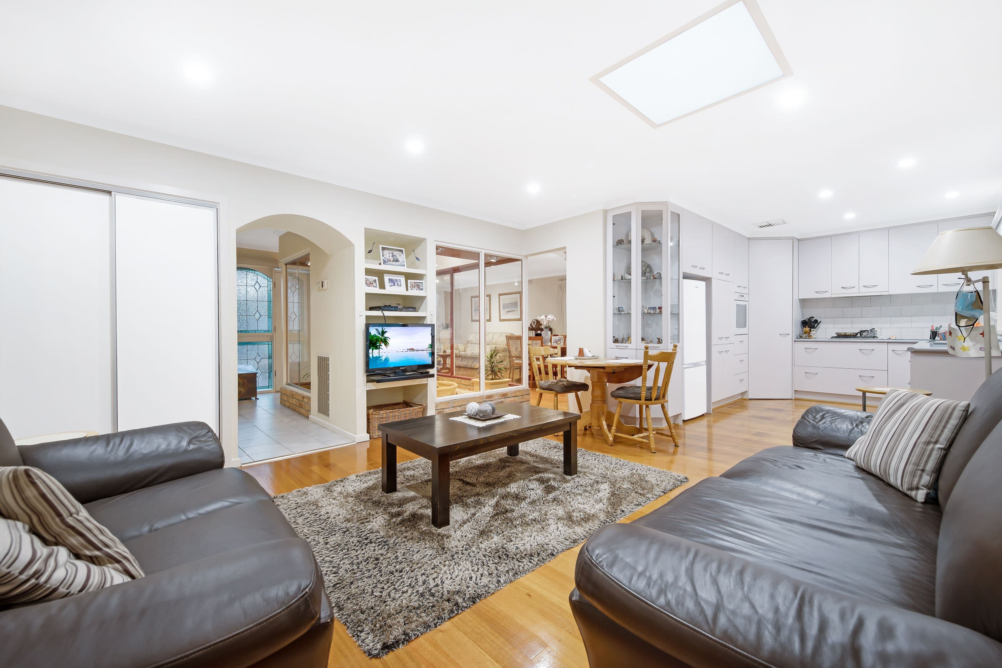 3 Nicholas Avenue, Glen Waverley VIC 3150, Glen Waverley - Thumbnail 6