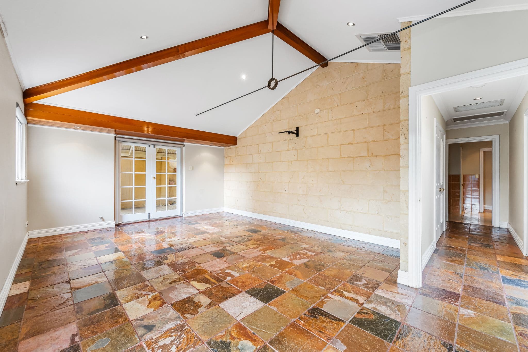 16 Harry Way, Willetton WA 6155, Willetton - Thumbnail 5