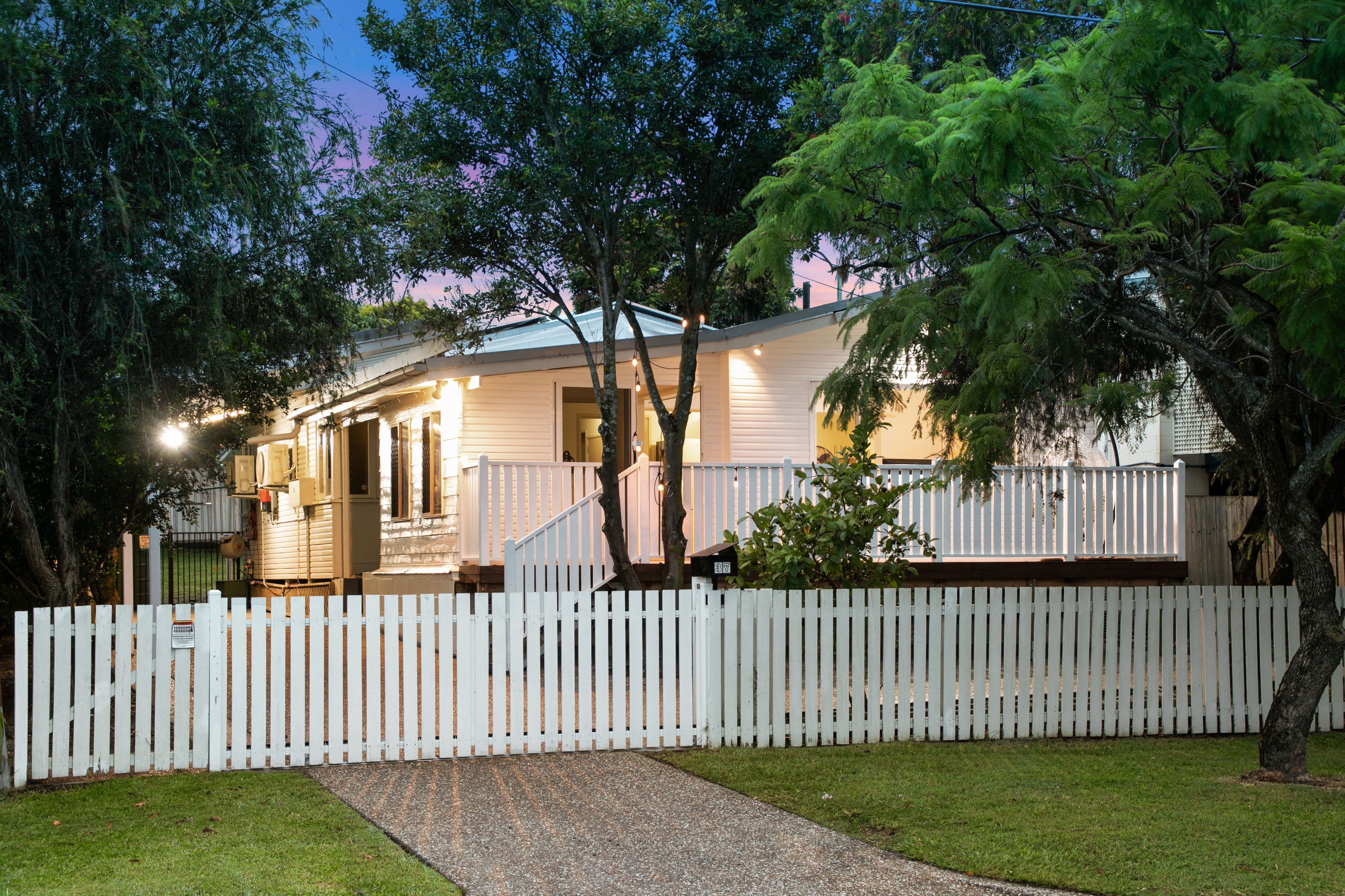 37 Lawson Street, Oxley QLD 4075, Oxley - Image 1