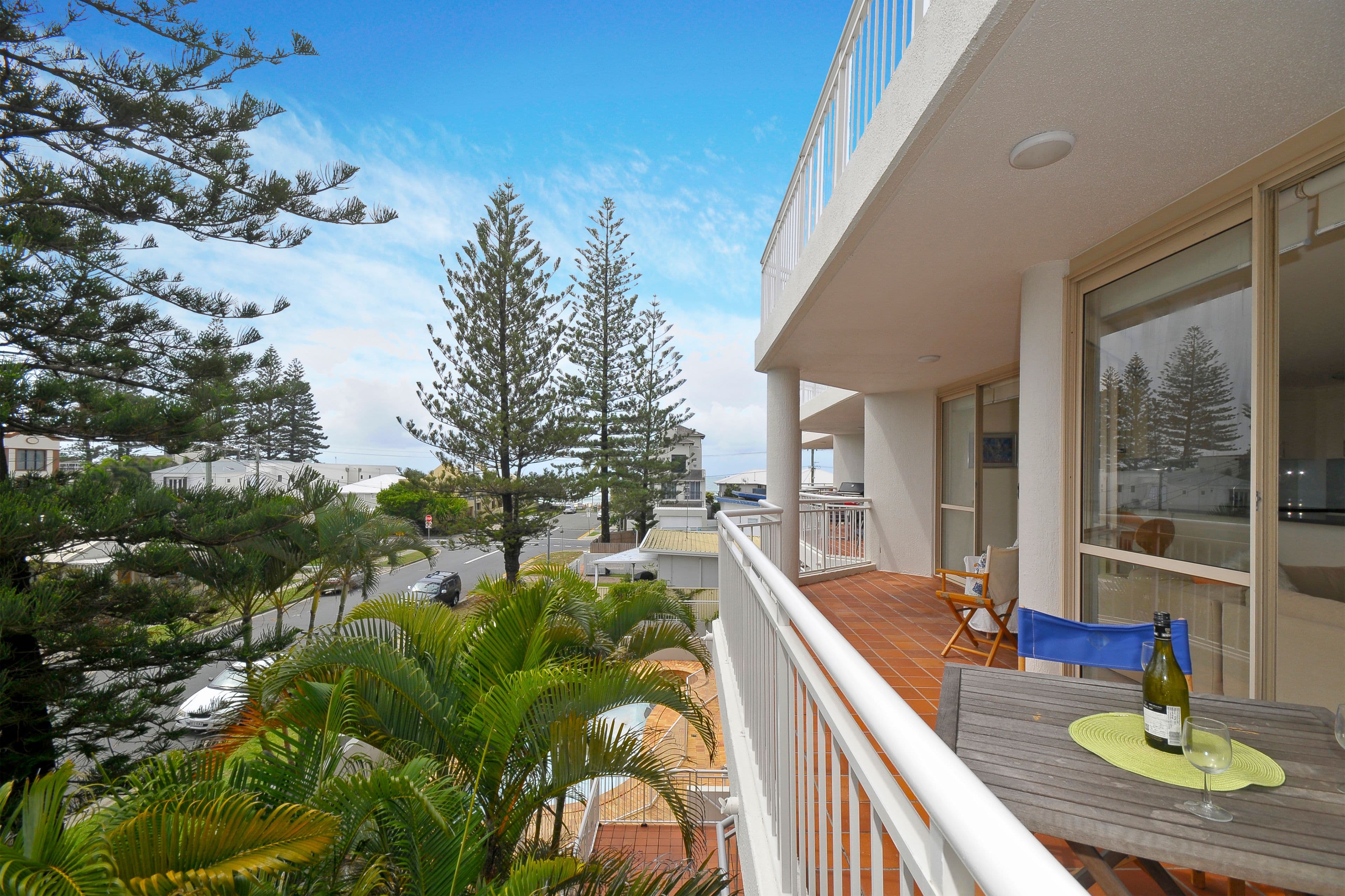 10 Dudley Street, Mermaid Beach QLD 4218, Mermaid Beach - Thumbnail 5